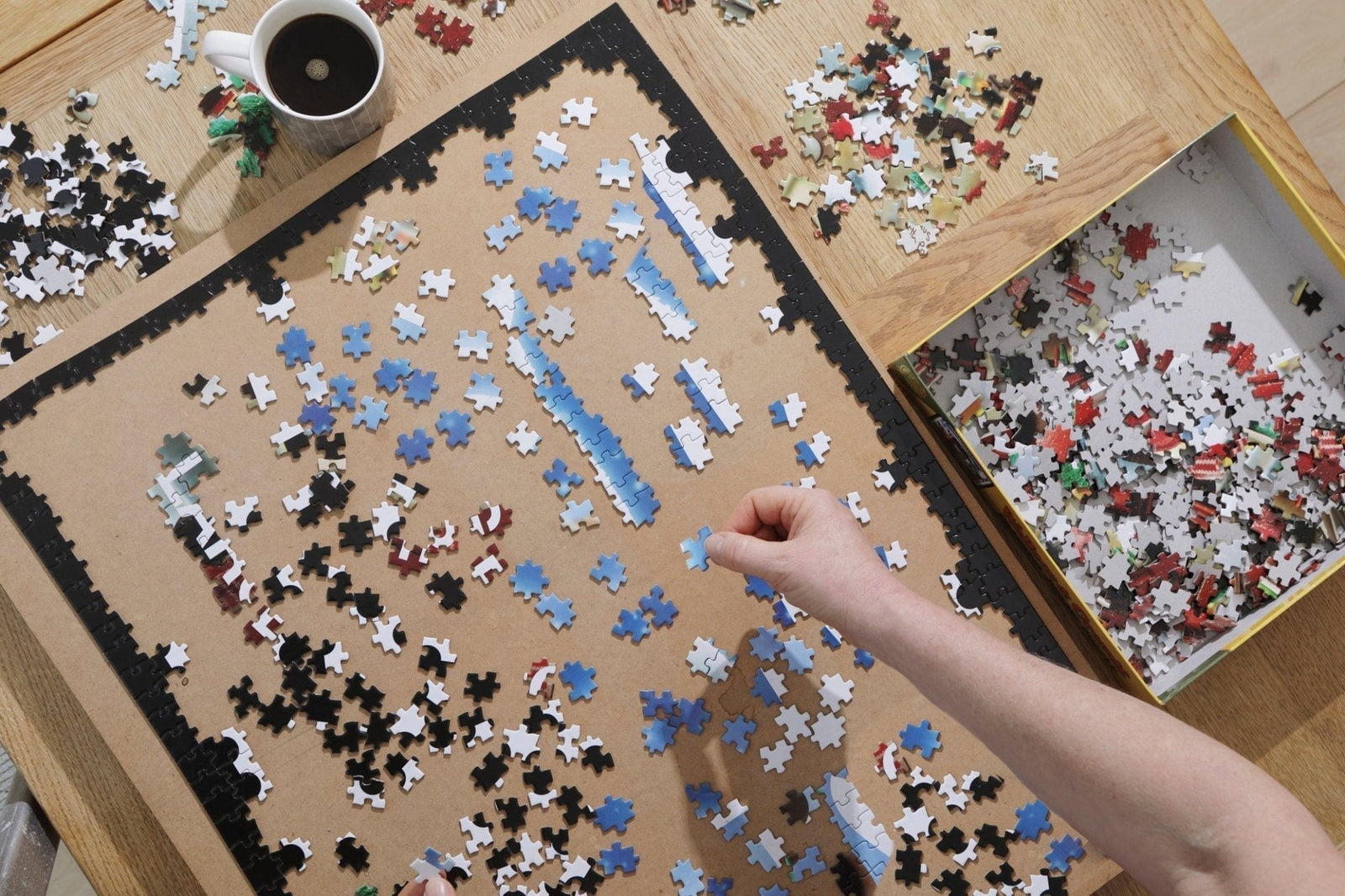 How Jigsaw Puzzles Can Boost Office Culture, Calm the Mind, and Build Better Teams - The Puzzle Center