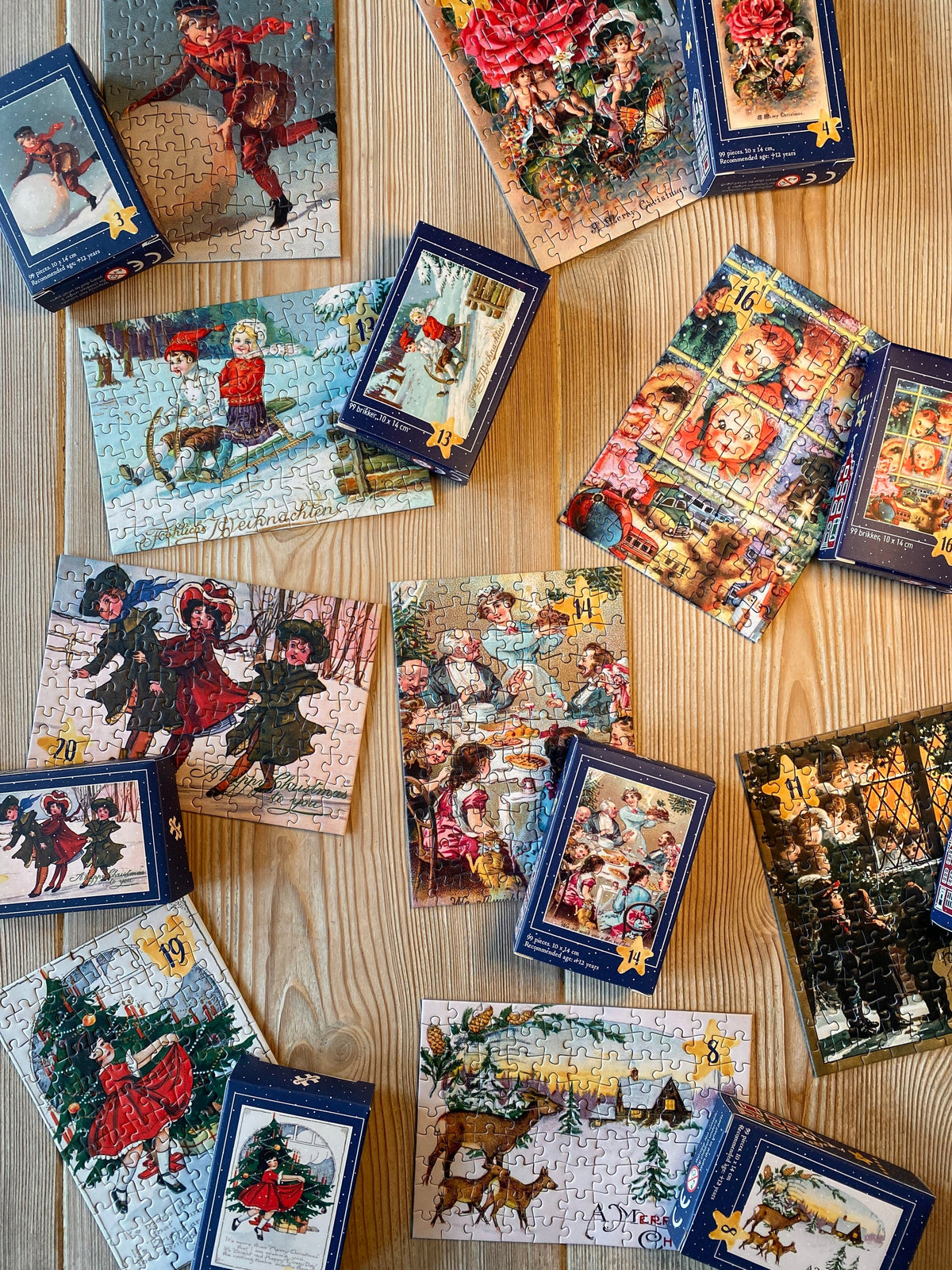 Christmas Advent Calendar - 24 minipuzzles - Vintage Postcards Piece Jigsaw Puzzle | Penny Puzzle